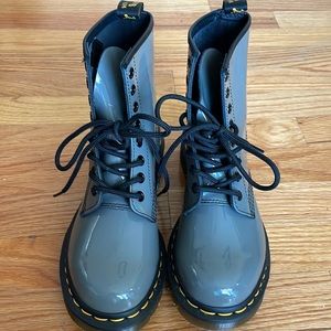 Sz6 Gray Dr. Martins